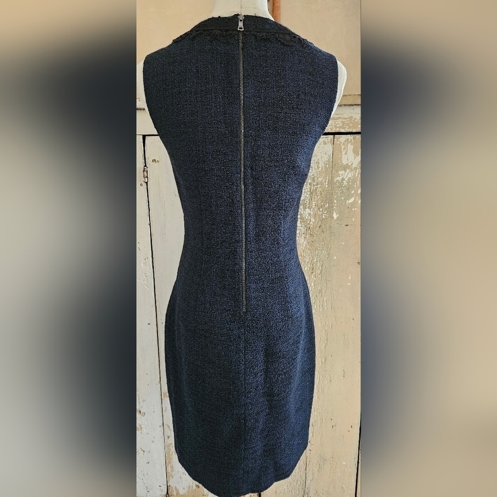 Elie Tahari Navy 2 Piece Wool Blazer Sleeveless Dress Lace Trim Set-Size 2 - Picture 13 of 16
